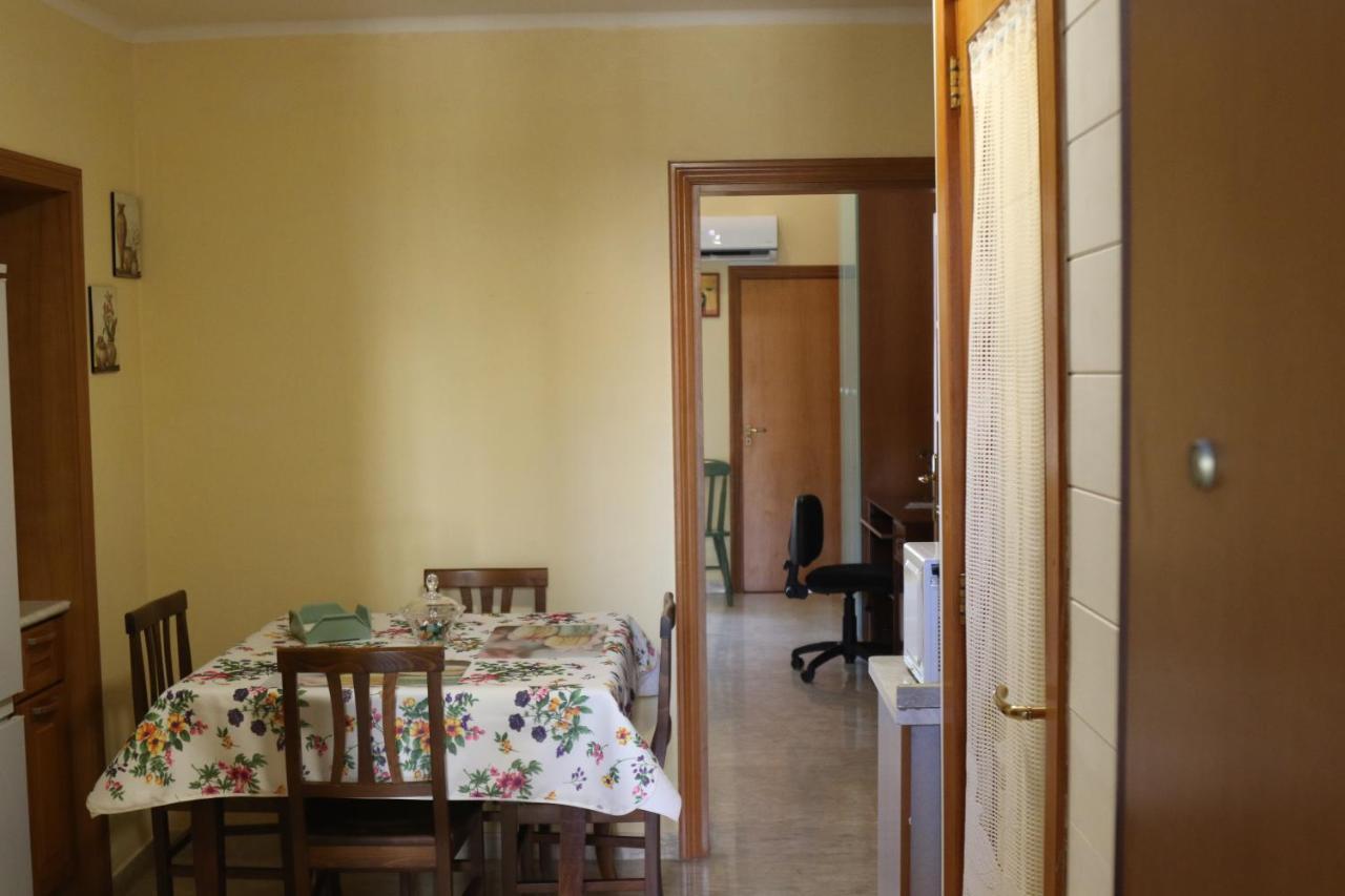 Holiday House Nel Cuore Di 巴里 外观 照片